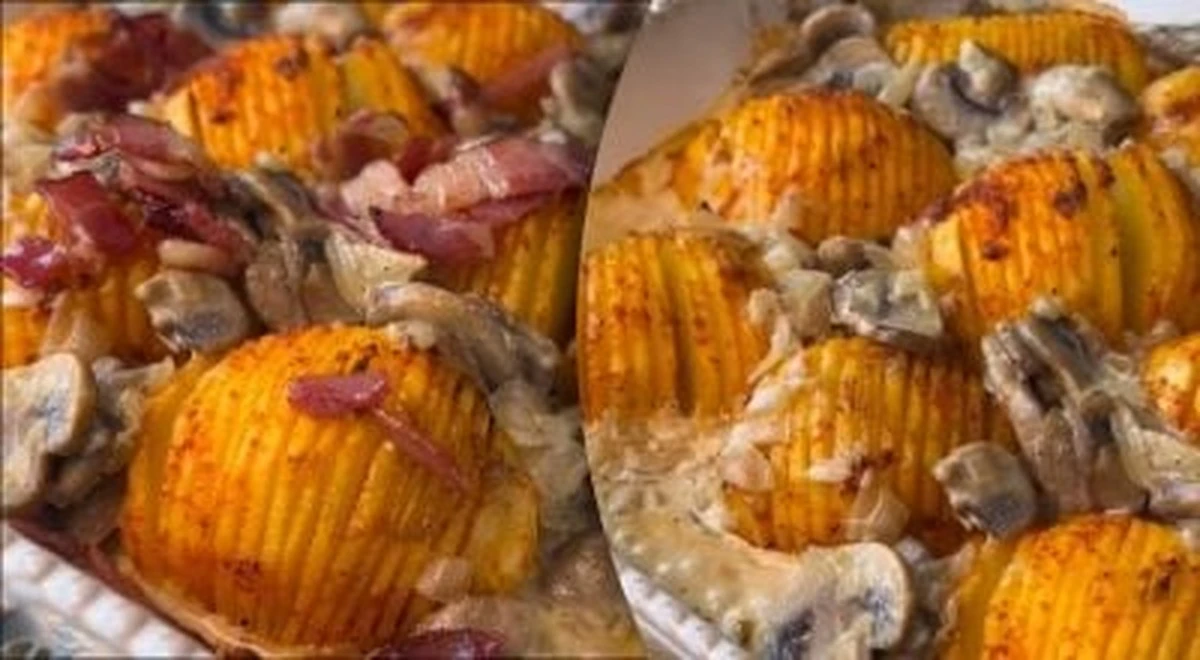 Pieczone ziemniaki jak z najlepszej restauracji? Kluczem jest prosty sos pieczarkowo-bekonowy.